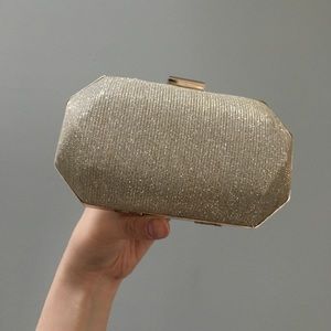 💐2/$25 Gold glitter pillbox clasp bag